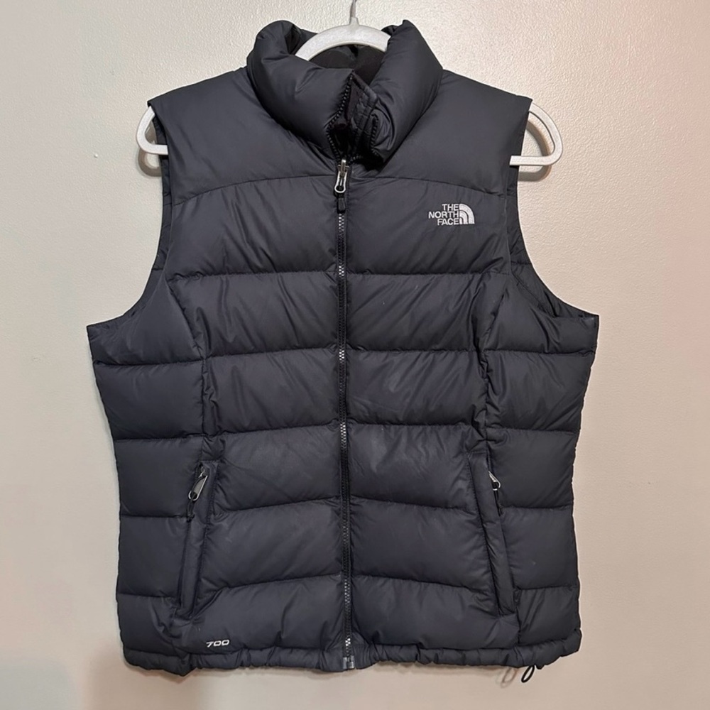 EUC The North Face 700 Goose Down Puffer Vest
Womens Large Black